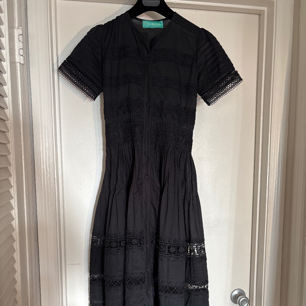 Waimari cotton and lace dress size small (28 inches measured waist)